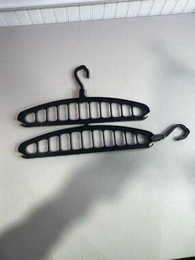 Space saving hangers